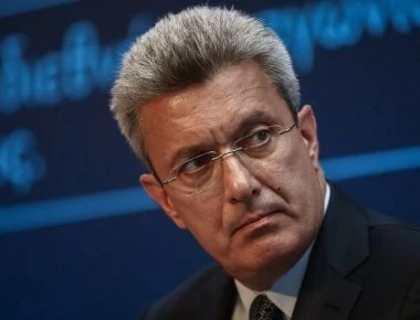 Ν.Χατζηνικολάου κατά Σημίτη: «Δεν ντρέπεται να μιλάει για νέα Ίμια ο πρωθυπουργός των σκανδάλων και των Ιμίων;»